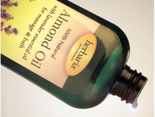 Herbaria all natural Almond OIl